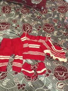 Woolen Set In Sale