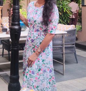 White Floral Print Beautiful Dress 👗