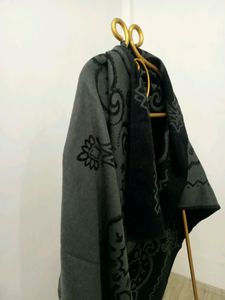 Woolen Reversible Square Shawl