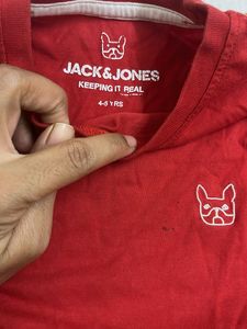 Track Pant With 4 Tshirts
