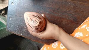 Diya Bnane Ka Sanchaa