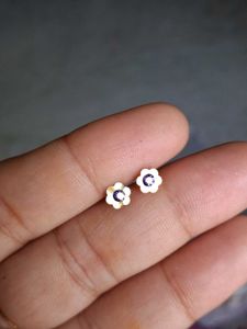 Cute Flower Stud Earrings