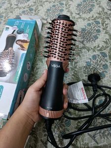 Vega Hair Dryer Brush