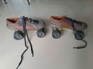 Roller Skate Sized 7
