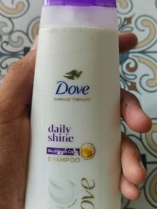 Dove // Daily Shine Shampoo