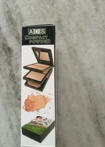 5In1 Compact Powder +Free Foundation As Gift 🎁