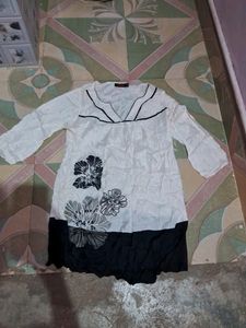 White And Black Short 3/4 Hand Kurti
