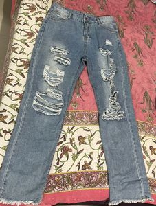 URBANIC DAMAGED JEANS