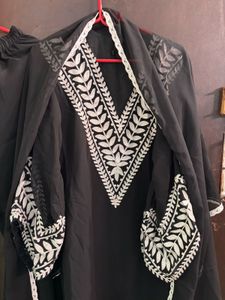 Elegant Embroidered Kurta