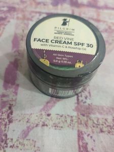 Combo Plum Moisturizer+ Pilgrim Face Cream SPF 30