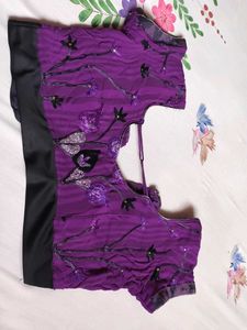 Very Beautiful Saree With Stiched Blouse