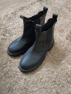 Black Boot 👢