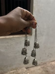 Hanging Earnings