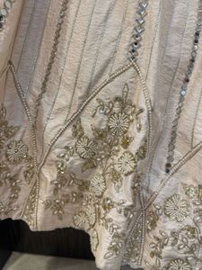 Beautiful mirror handwork lehanga (check Descripti
