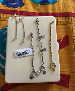 Anklet