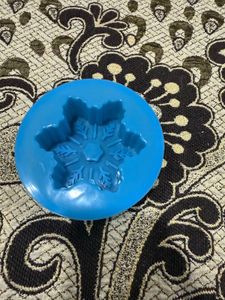 Snowflake Molds Set of 7
