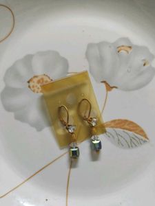 🆕 Sparkling Drop Earrings
