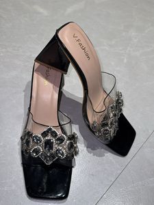 V.Fashion Embellished Heels