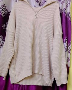 Beige Knit Pullover 🤍