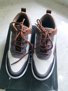 Boots And Beyond MENS SNEAKER.