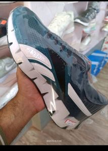 Size 7 Mens shoes