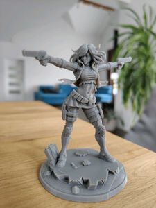 Female Warrior Figurine Cyberpunk Girl 3d printing