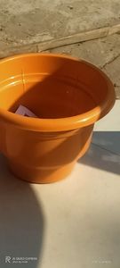 Set of 12 pots