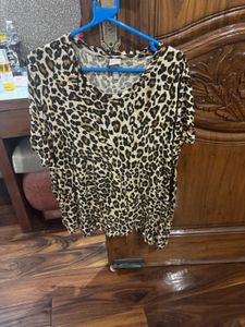 Cheetah Print T-shirt