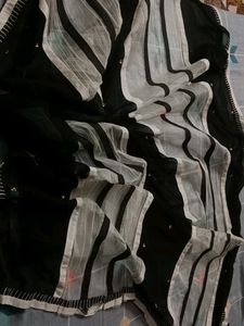 Black And White Saree