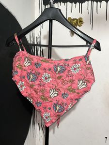 🎀 Pink Tie Up Crop Top