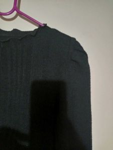 Black Sweatshirt Top For Women 🖤