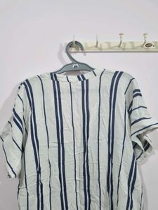 White &amp; Blue Strip Tshirt 👕💙