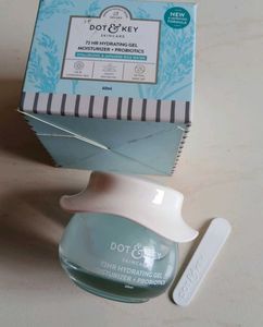 Dot &amp; Key Moisturizer