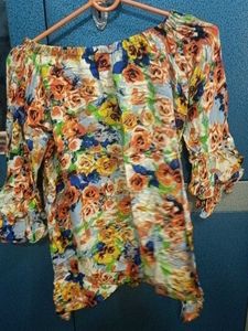 Floral Print Ruffle Sleeve Top