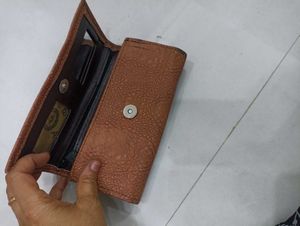 Wallet With Mobile Keeper Pouch