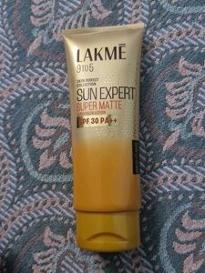 Lakme Sun Expert SPF 30