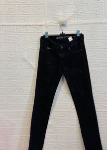🇺🇸Guess Imported Black Jeans