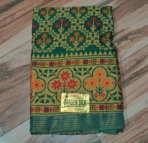 Green Golden Beautiful Saree With Blouse