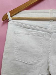 Elle White Denim Shorts - Size 30