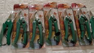 Seal Pack Gardening Cutters