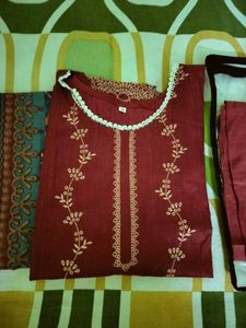 unused Elegant Maroon Kurta Set ( fixed price)