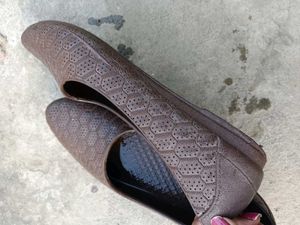 Comfy Brown Ballerinas