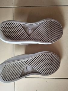 PRELOVED LACOSTE CASUAL SHOES UK SIZE 1