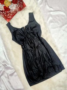 🖤Chic Black Faux Leather Bodycon Dress🖤