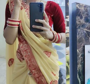 Saree Without Blouse
