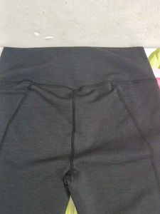 (1100)Black Workout Leggings with Pockets