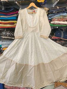 Elegant White Embroidered Anarkali Kurta Set