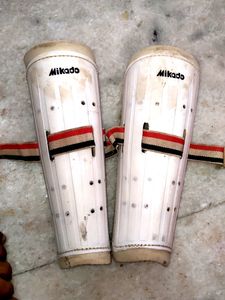 Plastic Shin Guards with Soft Foam