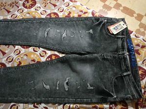 A Baggy Jeans pant