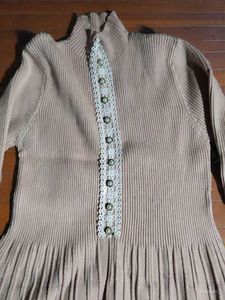 Elegant Winter Knit Maxi Dress